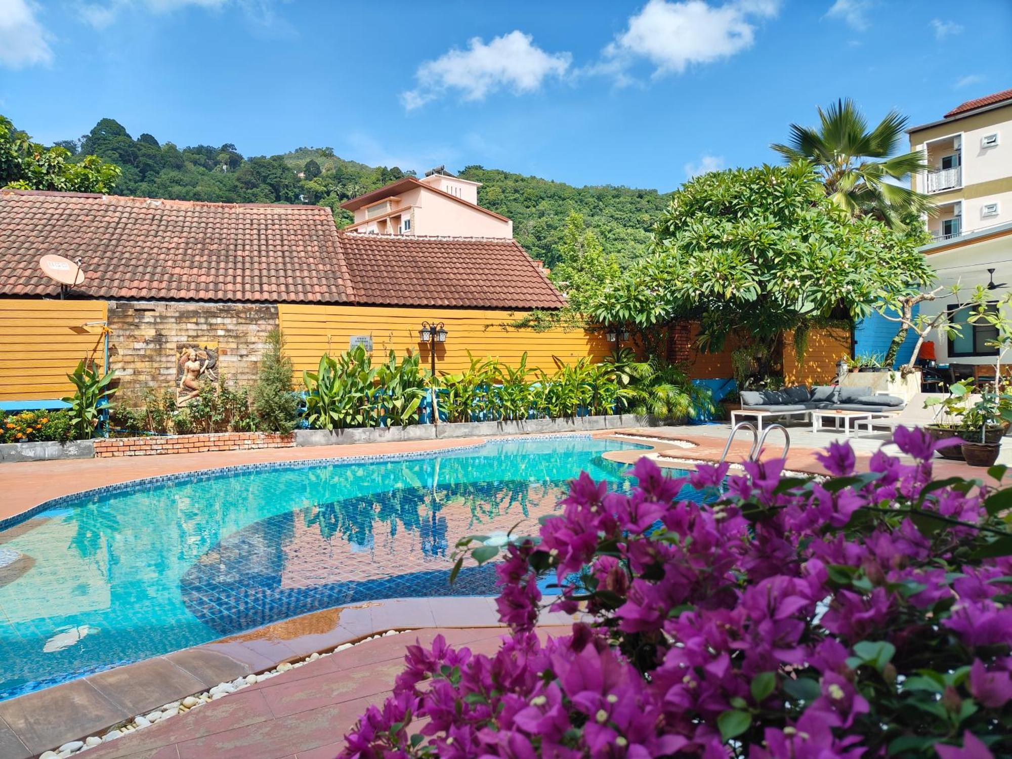 Patong Baankasemsuk Resort 般咔 深宿 מראה חיצוני תמונה